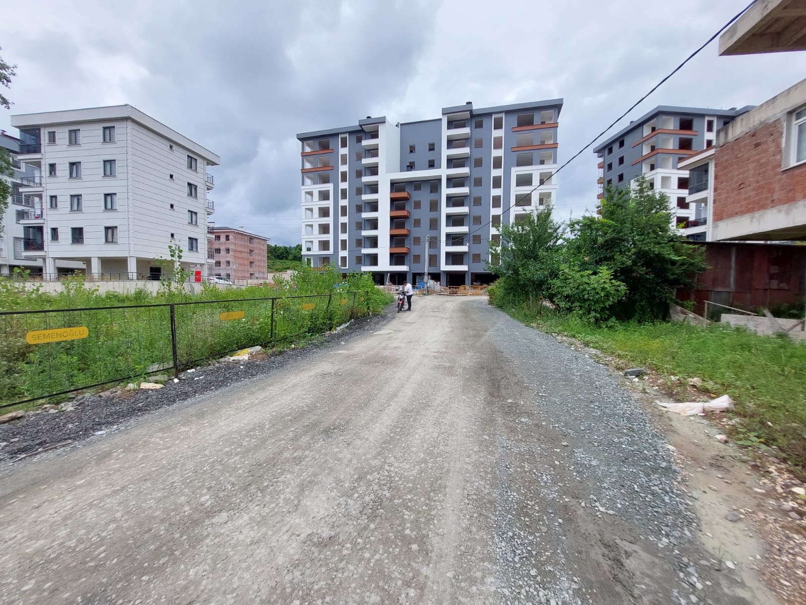 CUMHURİYET MAHALLESİNDE EŞYALI SATILIK 1+1